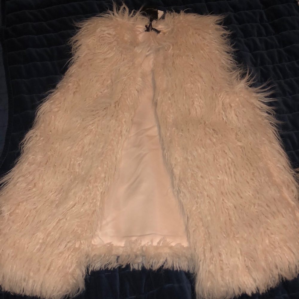 Dex faux fur vest NWT